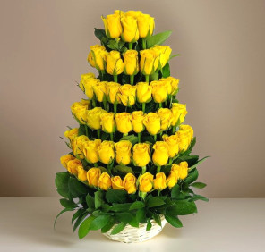 51 yellow roses basket