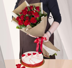 12 red roses and cake