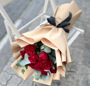 15 red rose bouquet