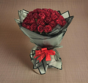 41 Red Roses bouquet online