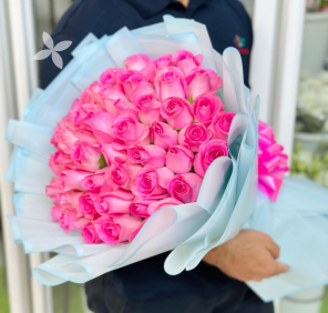 Bouquet of 51 pink roses