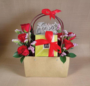 red roses gift bag