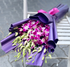 purple orchids bouquet